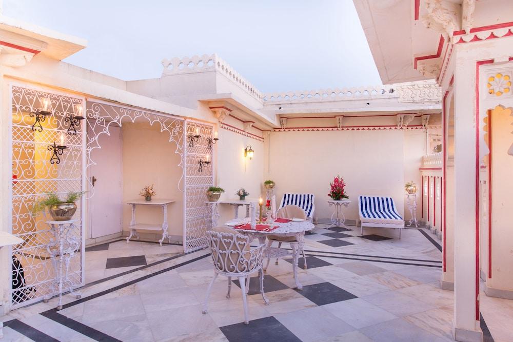 Shiv Niwas Palace By Hrh Group Of Hotels Udaipur Eksteriør billede