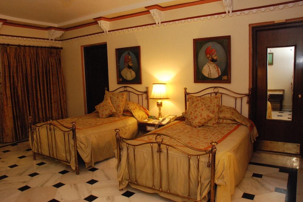 Shiv Niwas Palace By Hrh Group Of Hotels Udaipur Eksteriør billede