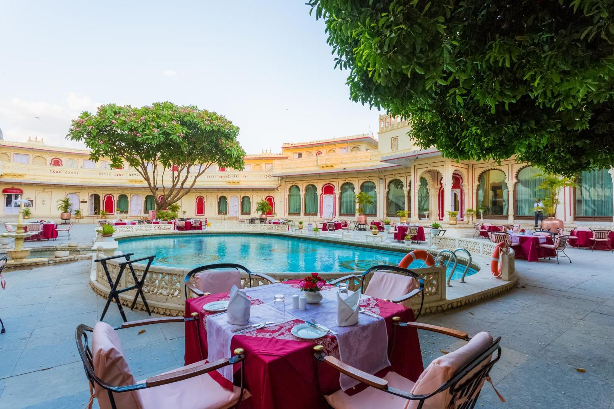 Shiv Niwas Palace By Hrh Group Of Hotels Udaipur Eksteriør billede